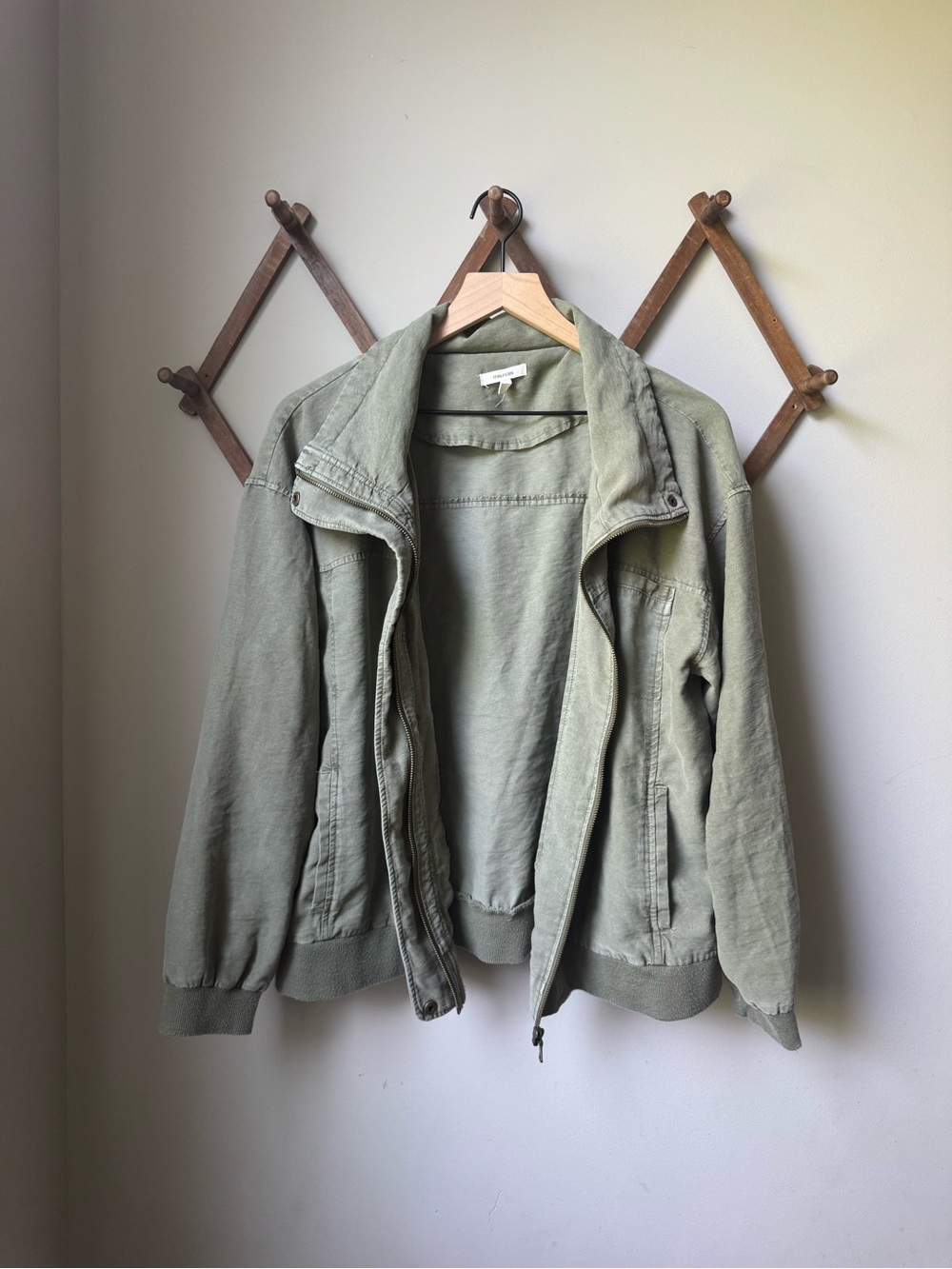 Maurices Twill Bomber Jacket in Army Green Size XL